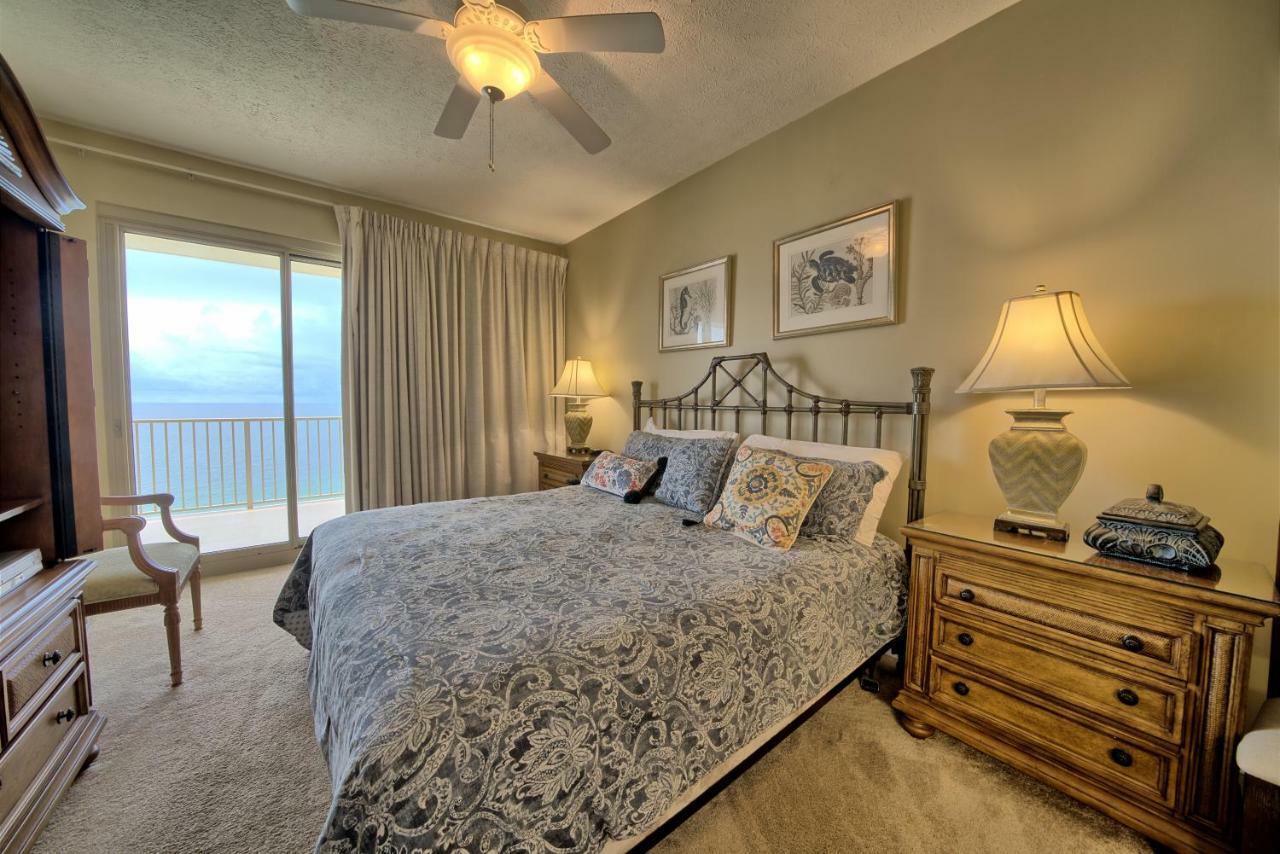 Luxurious High-rise With Direct Access & Beachside Pool - Unit 2105